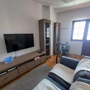 Acogedor Piso En 1-b Wifi Apartamento Chío